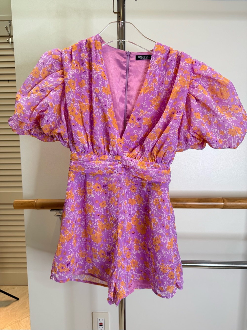 Nasty Gal Collection Floral Puff Sleeve Romper Pink Orange Size US 2